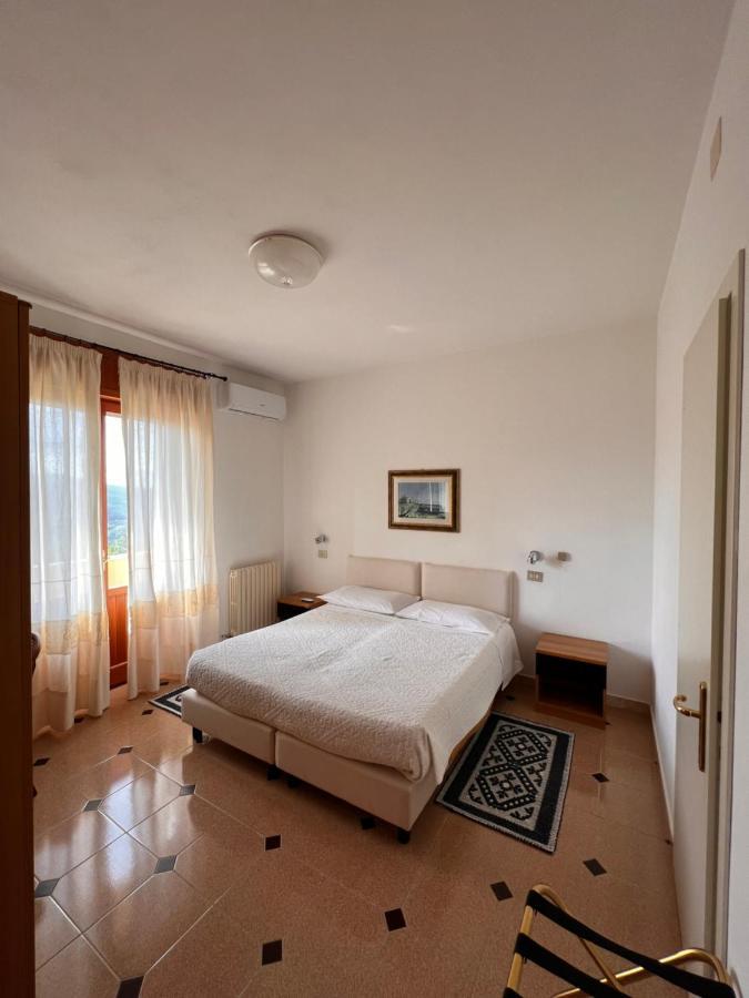 Hotel La Capannina Аритцо Экстерьер фото